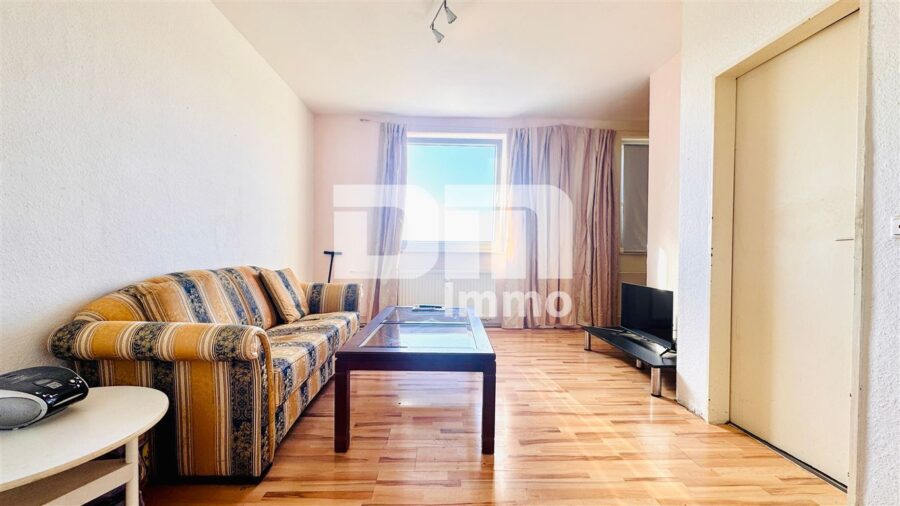 Wohnungspaket 3 Zimmer + Apartment mit Balkon, Panoramablick in Traumlage - WE2 Wohn / Schlafbereich / Offene Küche mit Zeile